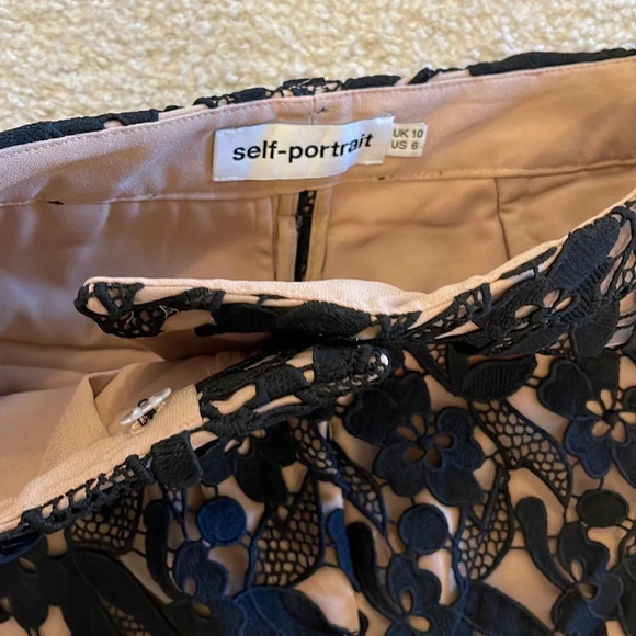 Self-Portrait Lace Pants - Picture 4 of 9